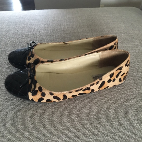 Leopard Print and Leather Steve Madden Flats - Picture 3 of 3